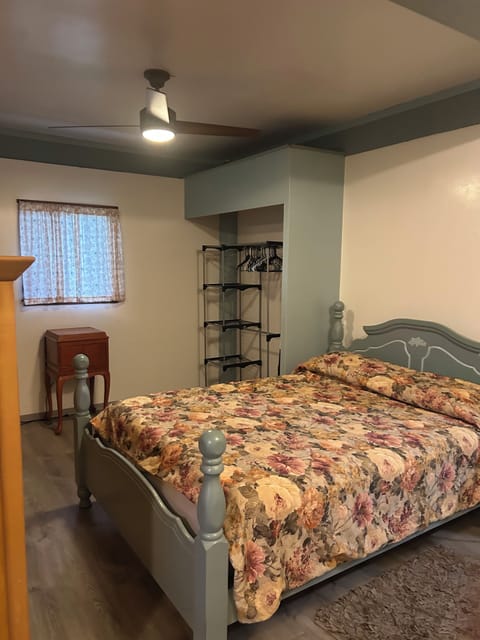 Queen bed
