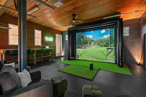 golf sim room