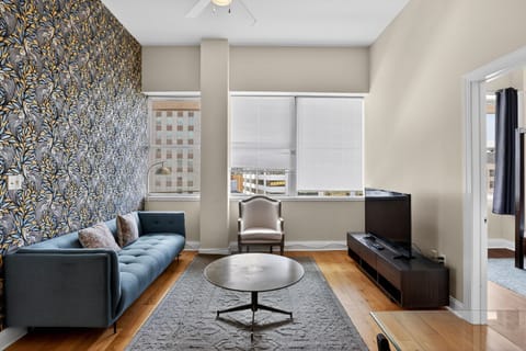 Roami at Duncan Plaza | 2 Bedroom