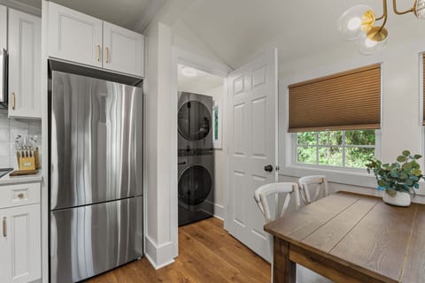 Stackable Washer/Dryer Unit