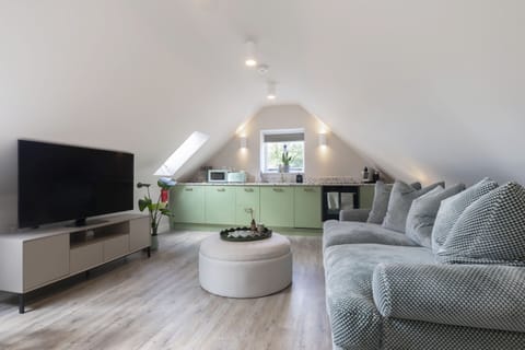 Living Room / Lounge