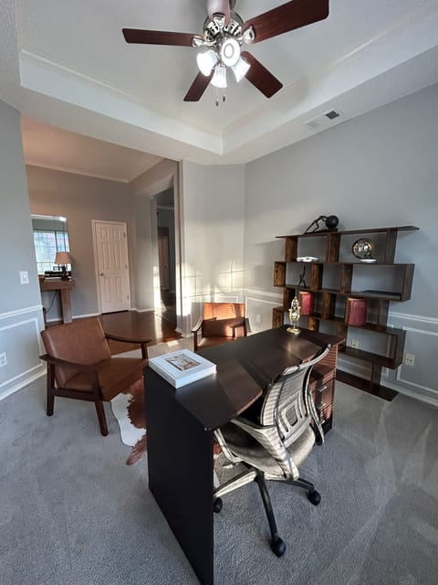 Your happy workspace awaits.