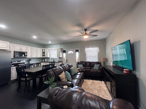 Open Concept Living room and kitchen
