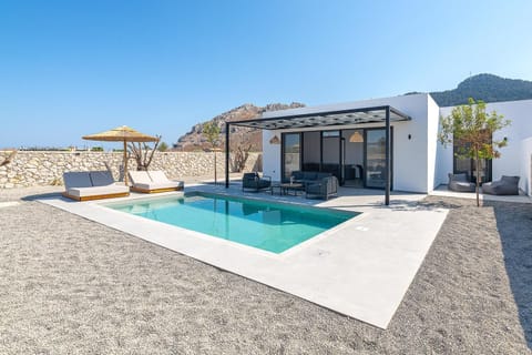 Private pool and terrace