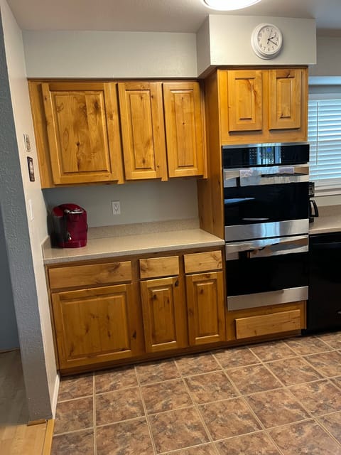 HUGE kitchen with double ovens