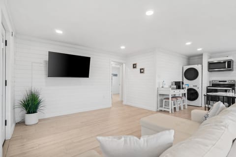 Living Room w/ Sleeper Sofa