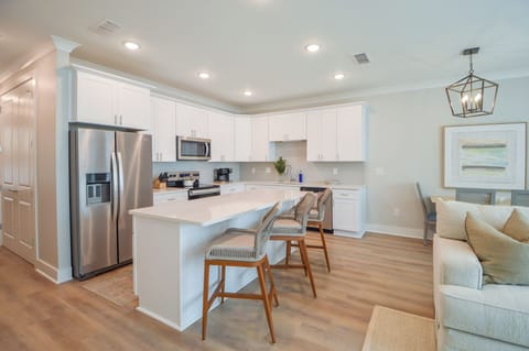 The coffee maker has drip and k-cup functionality.  Limited coffee provided.