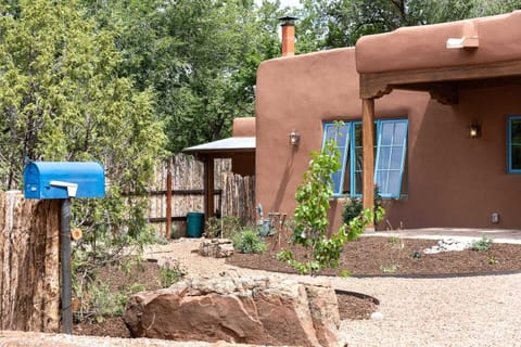 Exterior view - front of house