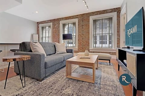 Welcome to Factors Row by Roami!