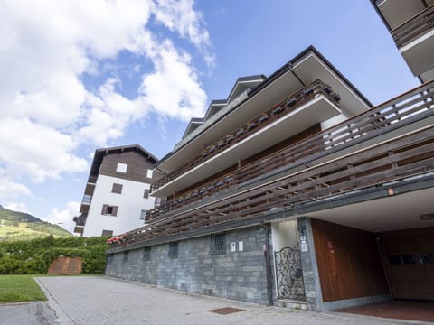 Swimming Pool, Resort, Hotel, Balcony, Resort Town, Seaside Resort, Tropics, Outdoor Furniture, Thermae