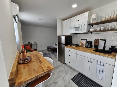 f85a14e1-56b2-4f44-8de8-b67fbb5fd0b9