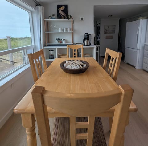 Dining with an ocean view -