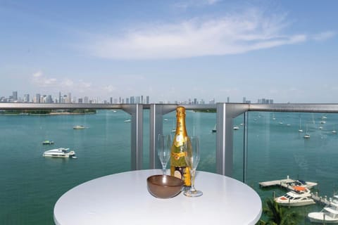 Enjoy Million Dollar Bay Views and Welcome Champagne