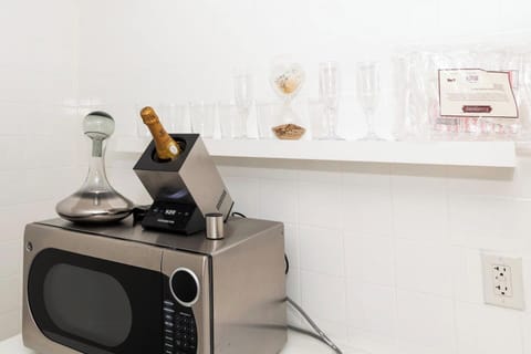 Lux details and amenities .Wine lover's dream!