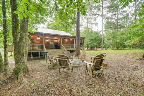 Broken Bow Vacation Rental | 3BR | 2BA | 1,500 Sq Ft | Stairs Required