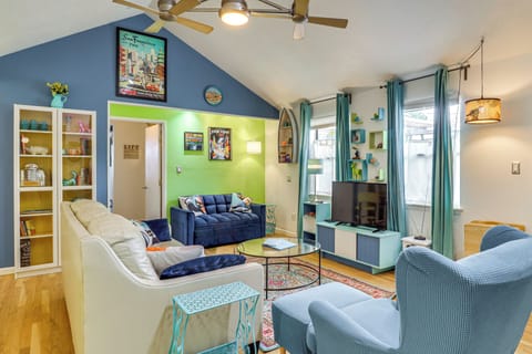 Albuquerque Vacation Rental | 3BR | 2BA | 1 Step Required | 1,592 Sq Ft