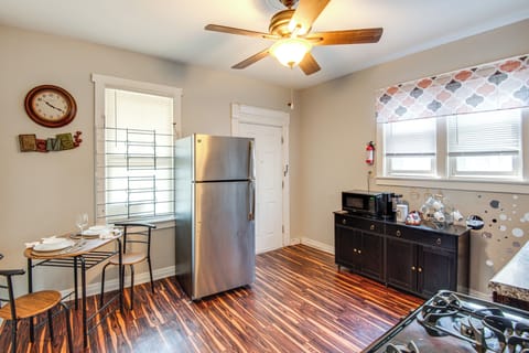 Kitchen | Cooking Basics | Stove/Oven | Microwave