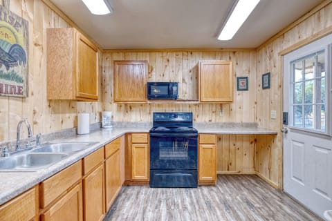 Fully stocked kitchen