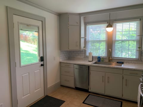 Backyard access through kitchen - perfect for guests traveling with pets.