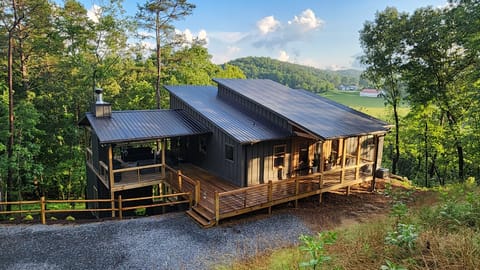 Awenasa Basin Lodge