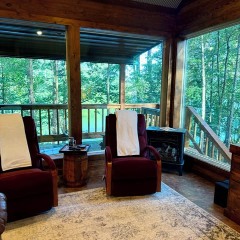 Living area with two reclinersprentiss