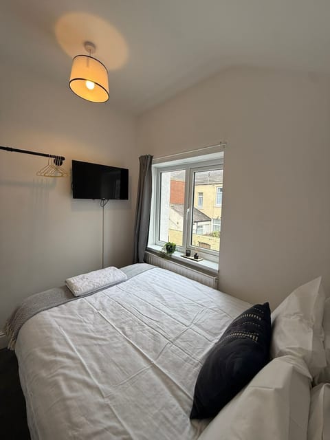Room 2 - Double En-suite