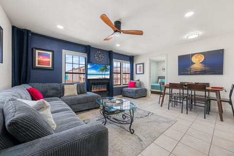 Living and dinning area.