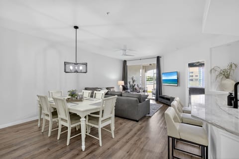 Living & Dining Area