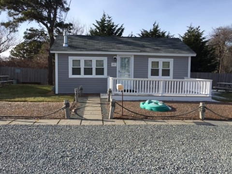 Great cottage with deck