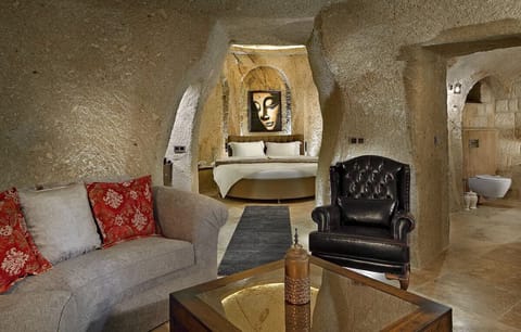 Comfortable Unit with King size bed