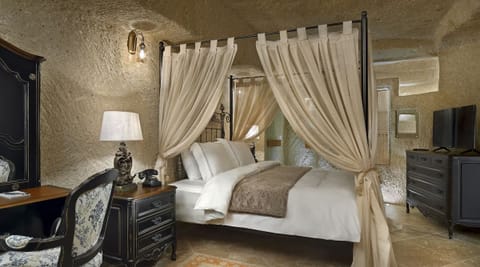 Unit with Double size bed