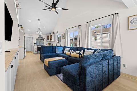 7-web-or-mls-127 4th Ave -9