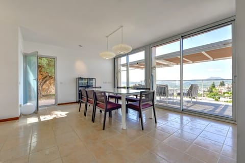 Atlas - Managed by Almarina Villas (8100)