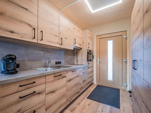 Wood, Flooring, Floor, Interior Design, Wood Flooring, Cabinetry, Countertop, Wood Stain, Apartment, Hardwood