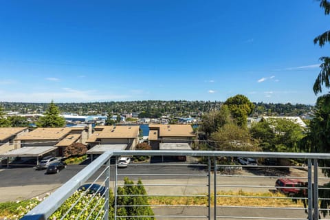 Views of the ship Canal and Fremont.