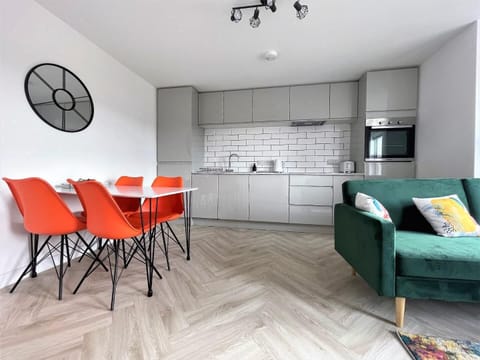 Flat 5 Kitchen & Dining Area