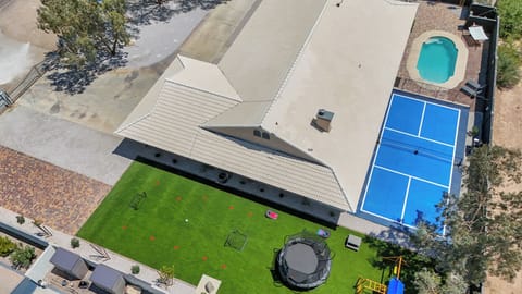 Sport court