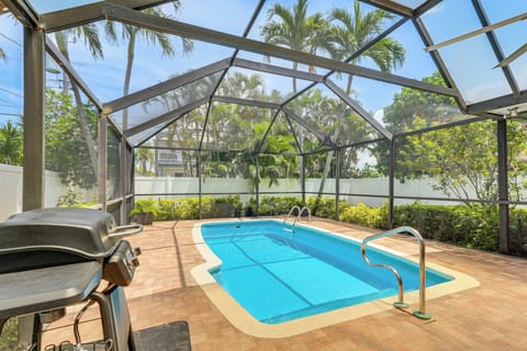 Naples Vacation Rental | 3BR | 2BA | 1 Step Required | 1,470 Sq Ft