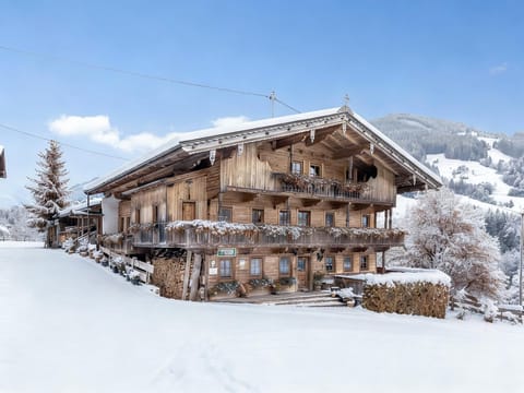 Holiday Home Exterior [winter]