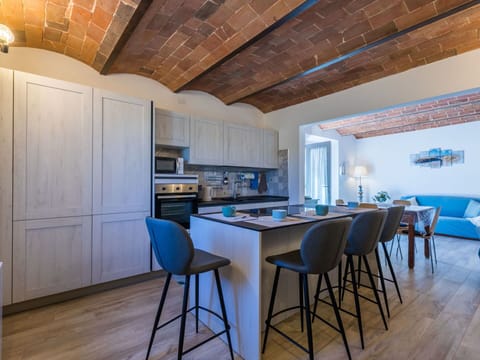 Furniture, Interior Design, Flooring, Wood, Ceiling, Chair, Floor, Table, Kitchen & Dining Room Table, Kitchen