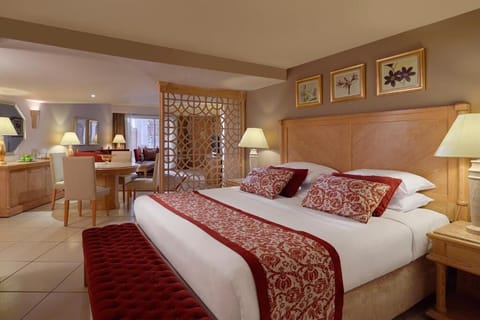 Queen bed