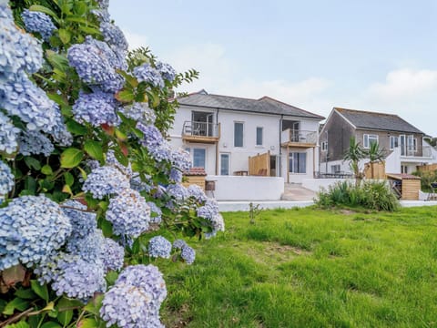 Exterior | On The Beach, Downderry