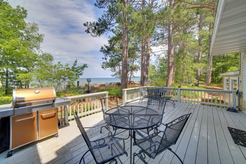 Big Bay Vacation Rental | 5BR | 3BA | 2 Steps Required | 5,500 Sq Ft