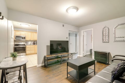 Athens Vacation Rental | 2BR | 1BA | 795 Sq Ft | Stairs to Enter