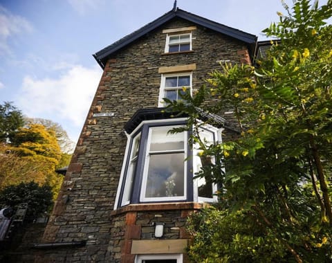 Discover Fair Rigg's understated elegance – a seamlessly blending traditional Lakeland stone building that harmoniously fits into its surroundings. A charming retreat where timeless tradition meets comfort.