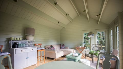 East Lodge, Bughtrig - the wood-panelled interior of the summerhouse