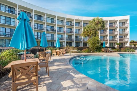 Pirates Bay Pool