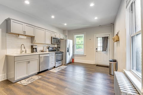 Kitchen | Toaster | Main Level