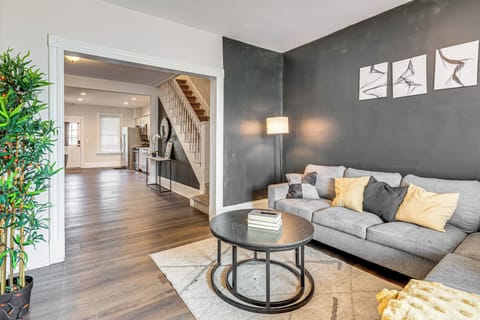 Living Room | Smart TV | Free WiFi | 1st Floor