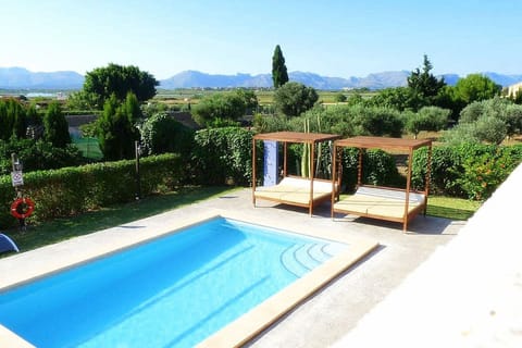 Holiday Home Swimming Pool